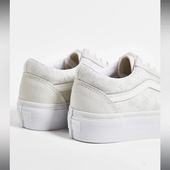 Vans Old Skool Platform Tonal Floral Sneakers - Picture 4 of 9